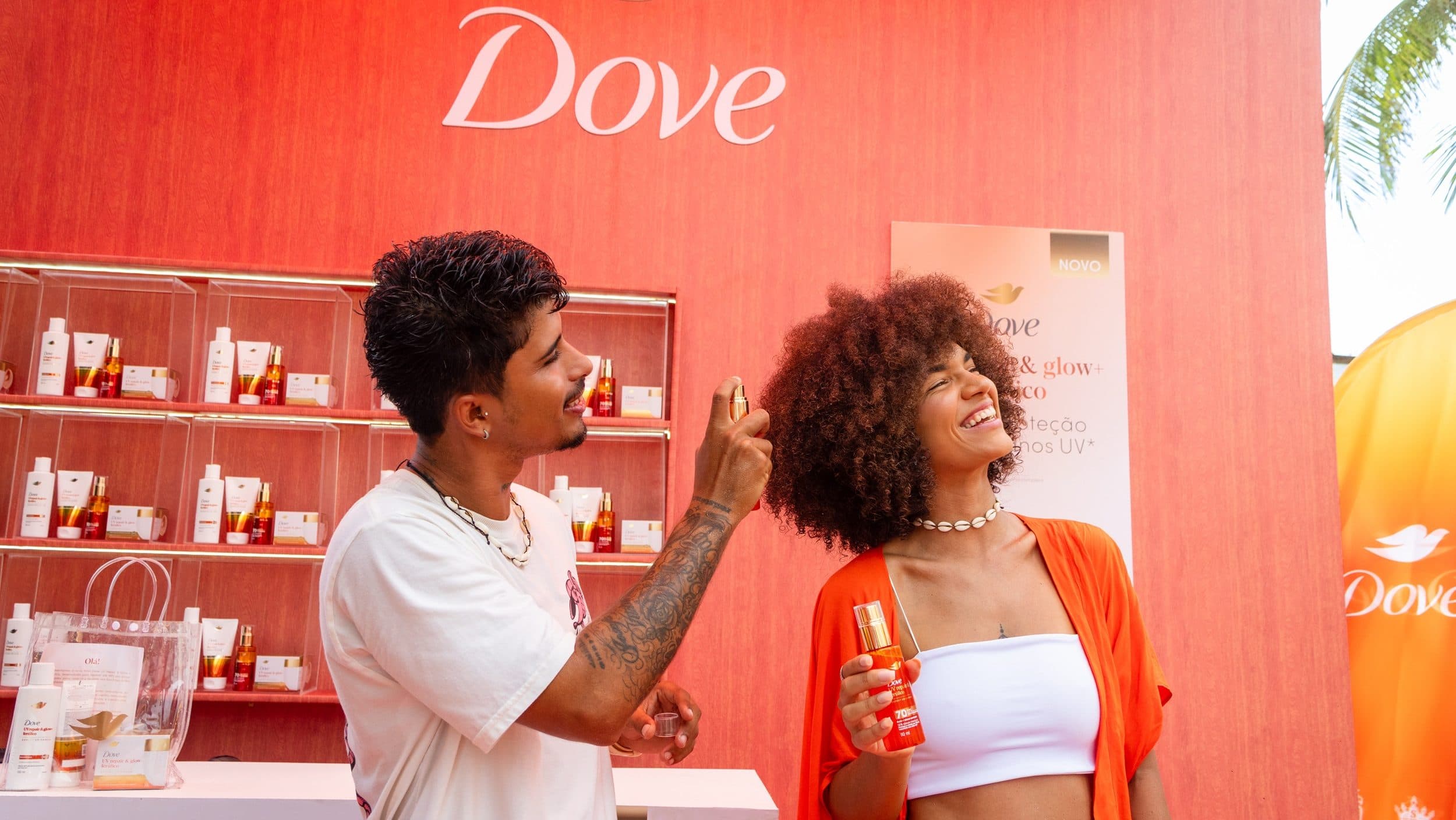 Dove promove experiência na praia do Futuro para lançar linha com proteção solar capilar