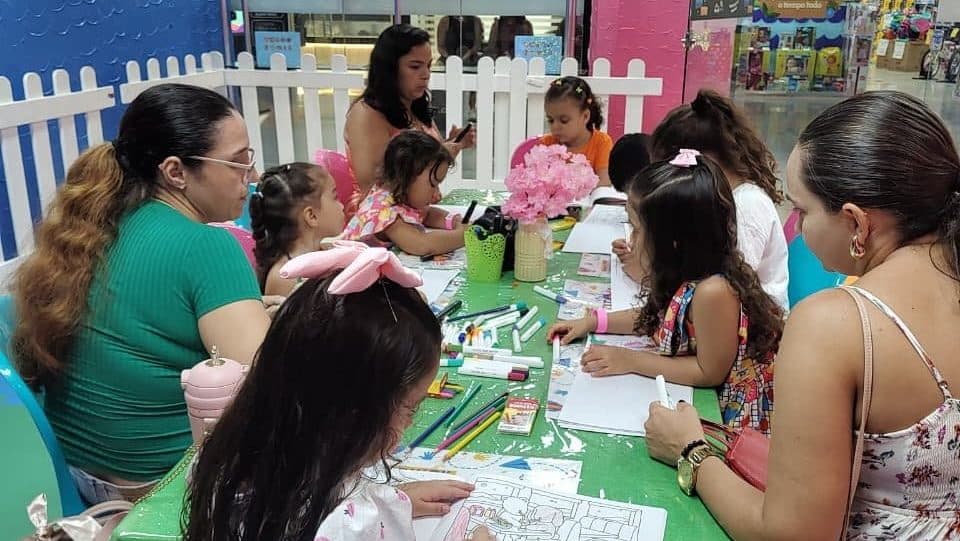 Oficinas e shows infantis garantem diversão gratuita durante o mês de janeiro no Shopping Benfica